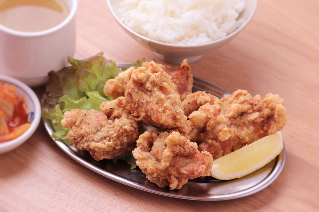 鶏もも唐揚げ定食